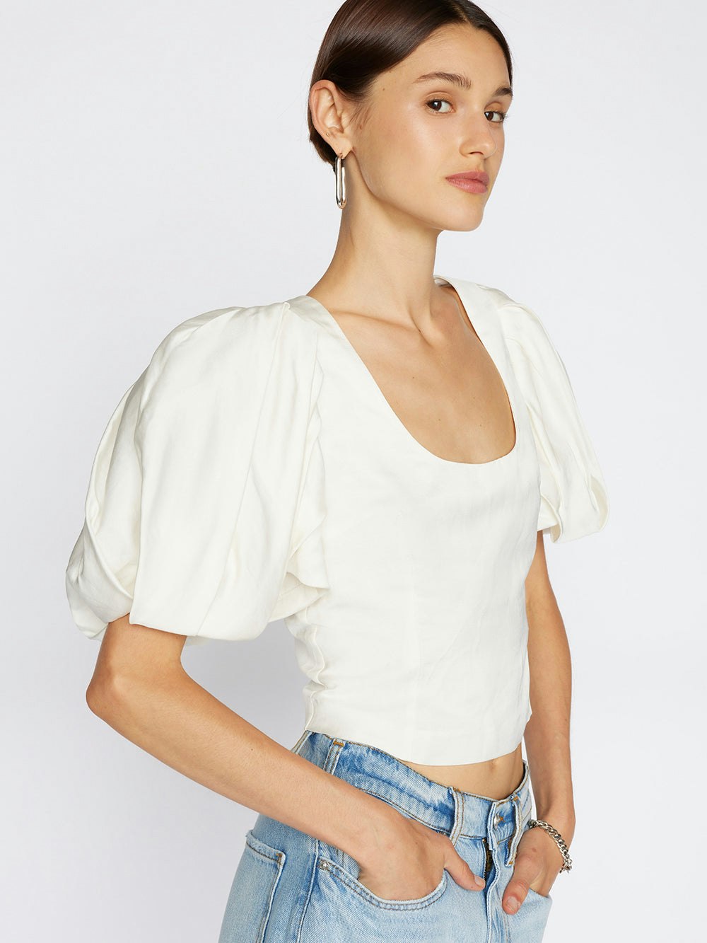 top front detail view alt:size